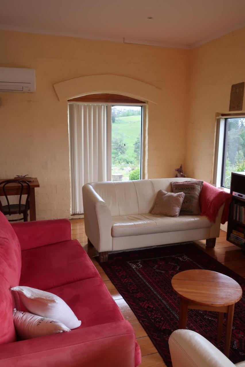 Cherry Top Farmstay - Boutique Eco Village Lilydale Exteriör bild