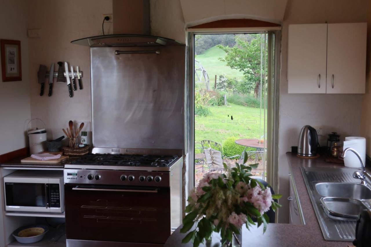 Cherry Top Farmstay - Boutique Eco Village Lilydale Exteriör bild
