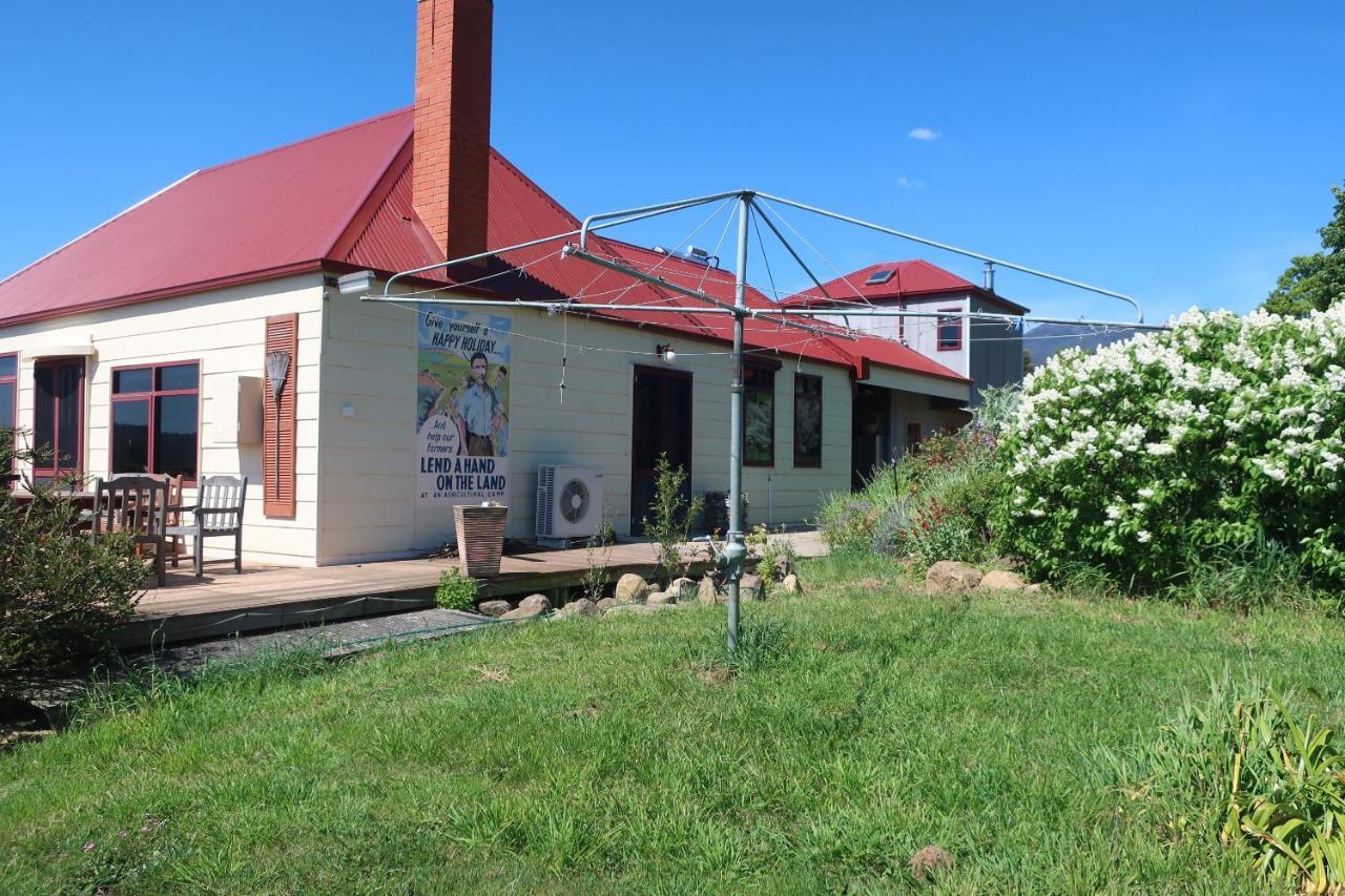 Cherry Top Farmstay - Boutique Eco Village Lilydale Exteriör bild